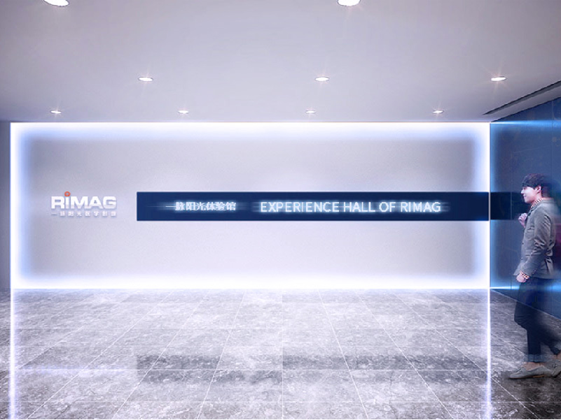 本次服務(wù)的是醫(yī)療影像創(chuàng)新公司，恩嘉在空間設(shè)計(jì)上，嘗試了六種不同的旋律： 氣質(zhì) ? 未來(lái) ? 專(zhuān)業(yè) ? 靈動(dòng) ? 溫馨 ? 輕松。如光的層次，六種旋律的高低起伏交替與融合，編織出屬于一脈獨(dú)有的特質(zhì)，延伸出一段關(guān)于一脈影像的體驗(yàn)之旅。